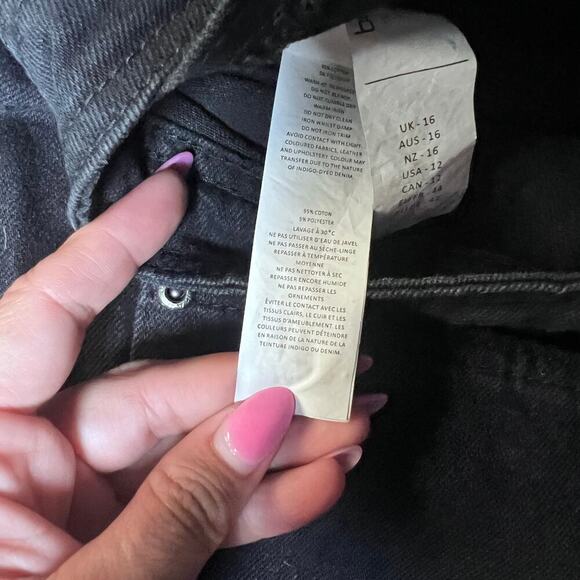 ✨Boohoo Women’s Betty Black Denim Dungaree Skirt Size 12 US Overalls NWT - Picture 6 of 7